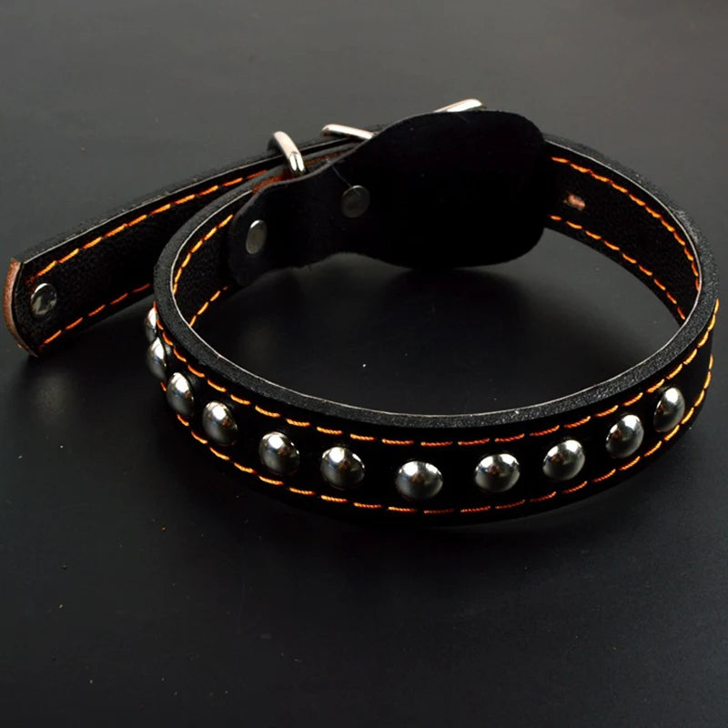 Collier et Laisse en Cuir pour Chien de Grande Taille – Corde de Traction Solide avec Chaîne, Accessoire Sécurisé pour Prévenir les Fugues