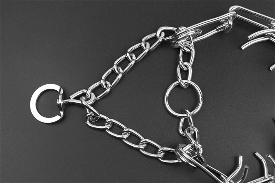 Collier de Dressage à Pointes en Métal – Anti-Traction, Ajustable, avec Embouts en Caoutchouc pour Chiens Moyens à Grands