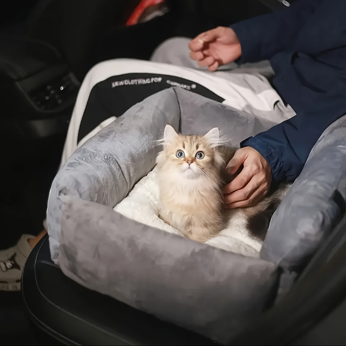 Siège-Auto Confortable pour Chien – Transport Sécurisé, Portable & Lavable, Parfait pour les Voyages en Voiture